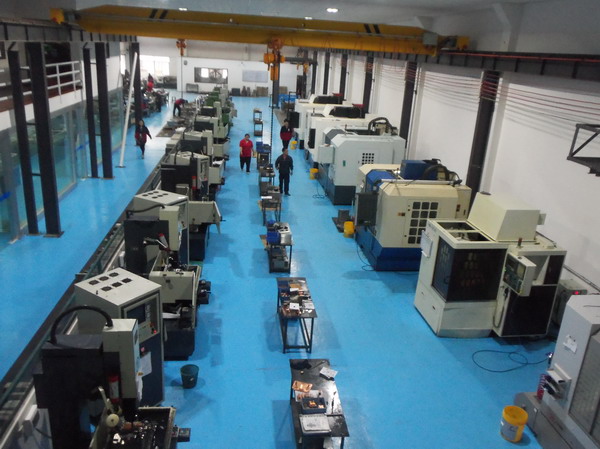 塑料模具定制，來得太快就像龍卷風(fēng)