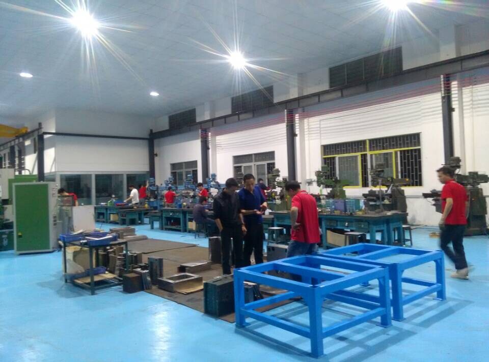 塑膠模具選材，旭錦【圖】