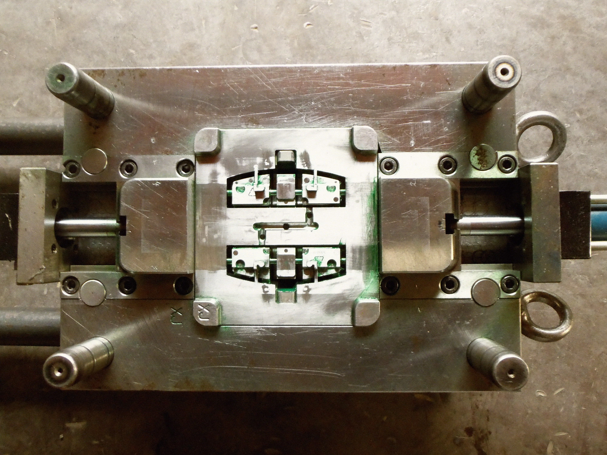 注塑模具加工 注塑模具加工