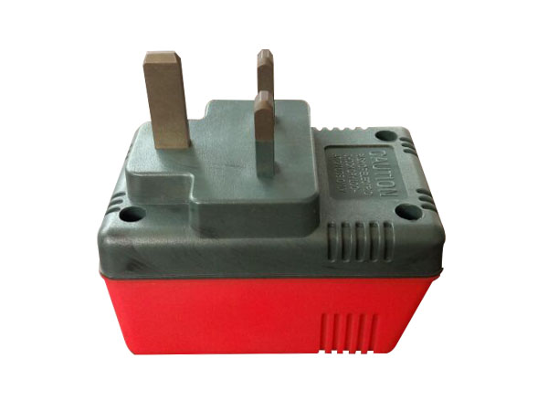 塑料插頭模具 塑料插頭模具